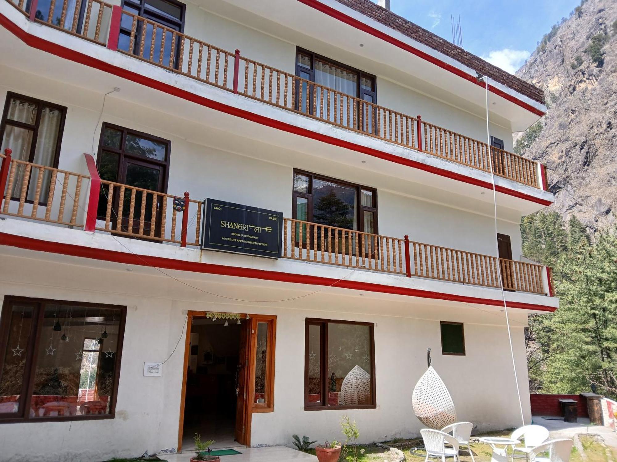Shangri-La Rooms & Restaurant Kasol Extérieur photo