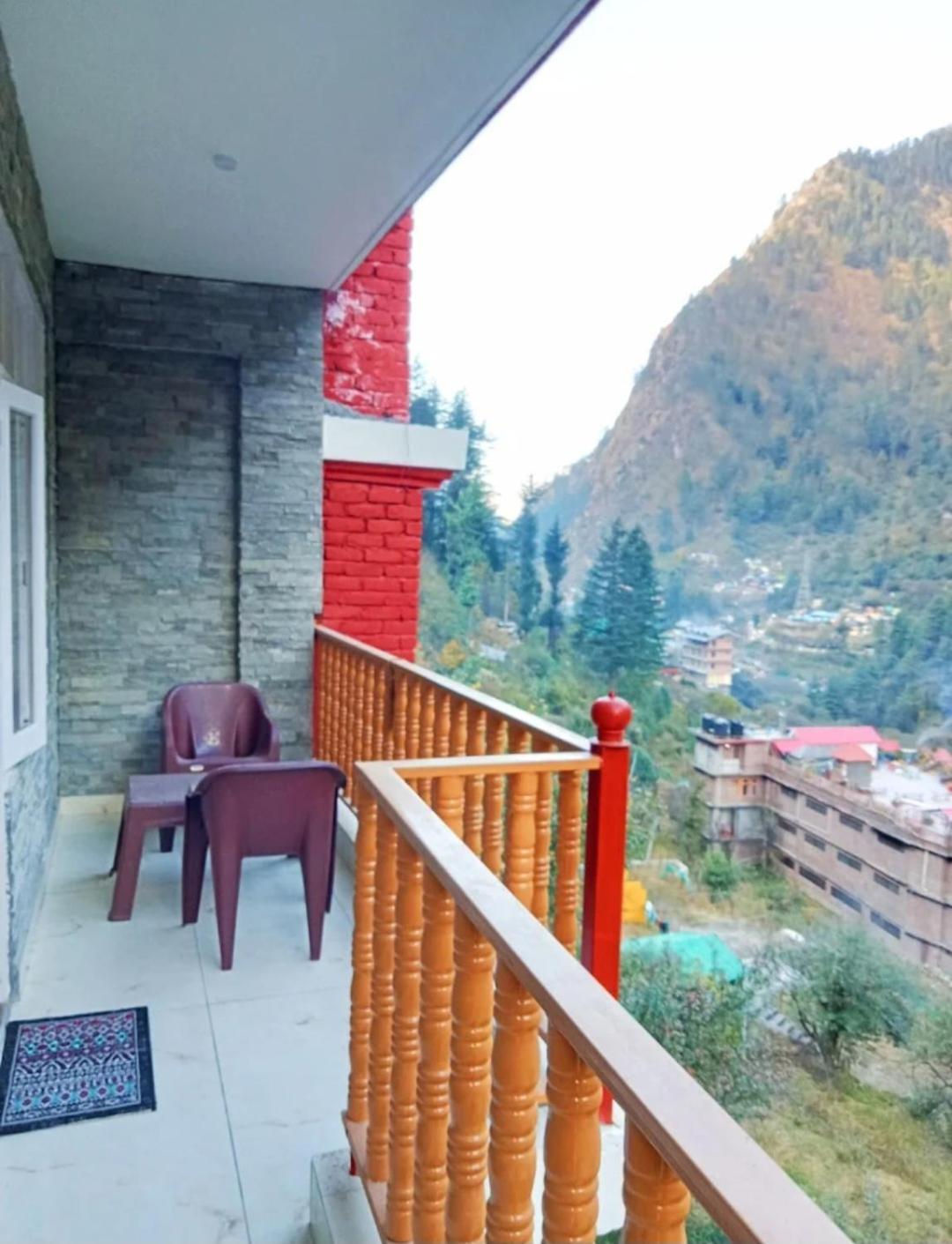 Shangri-La Rooms & Restaurant Kasol Extérieur photo